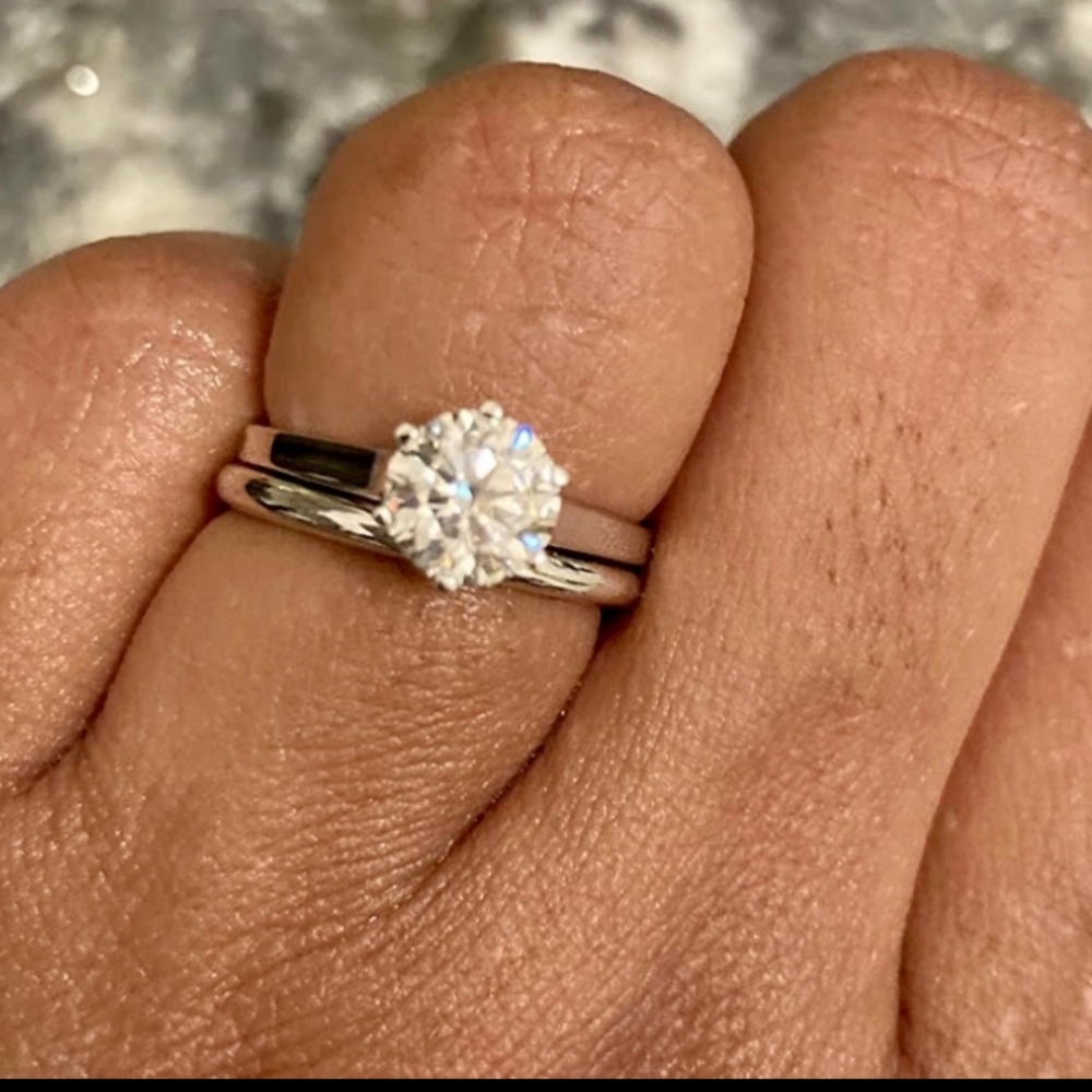 Stunning 10k Rose Gold Diamond